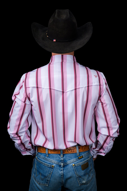 The Tristan Long Sleeve Pearl Snap Shirt in Pink