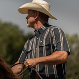The Hatfield Short Sleeve Pearl Snap Shirt in Blue