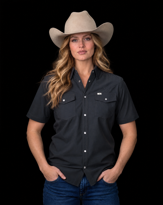 CORE - Women's Grey Short Sleeve Pearl Snap Shirt